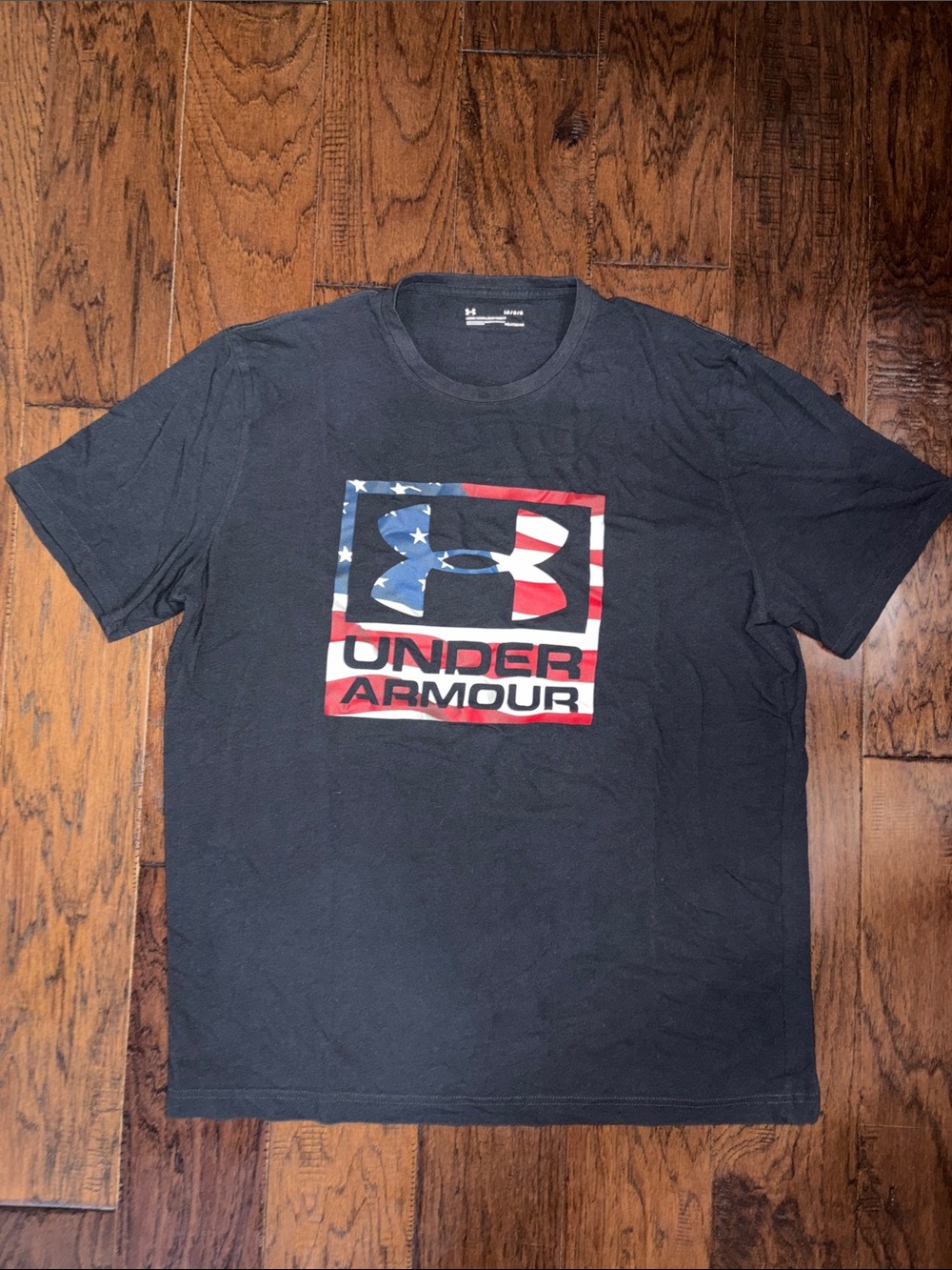 Casual T shirts, Gym t shirts, black t shirts, USA, under armor, comfortable